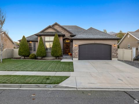 Photo of 1567 S 910 W, Payson, UT 84651 (MLS # 2119699) Photo of 1567 S 910 W, Payson, UT 84651 (MLS # 2119699)