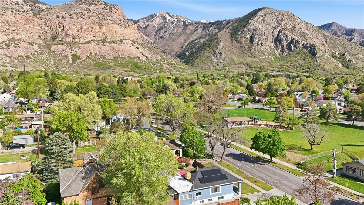 NOB HILL - Residential