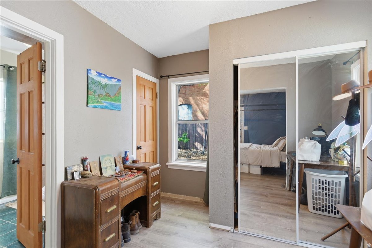 NOB HILL - Residential