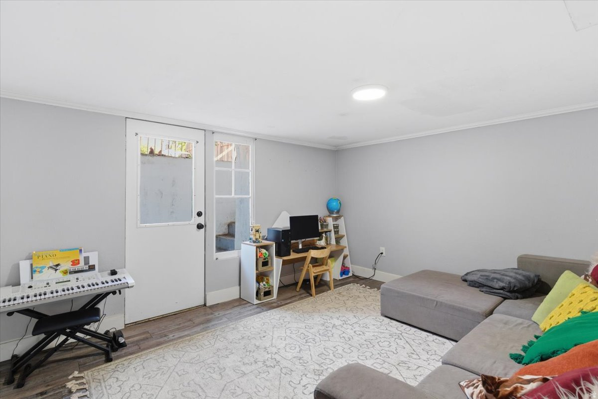 NOB HILL - Residential