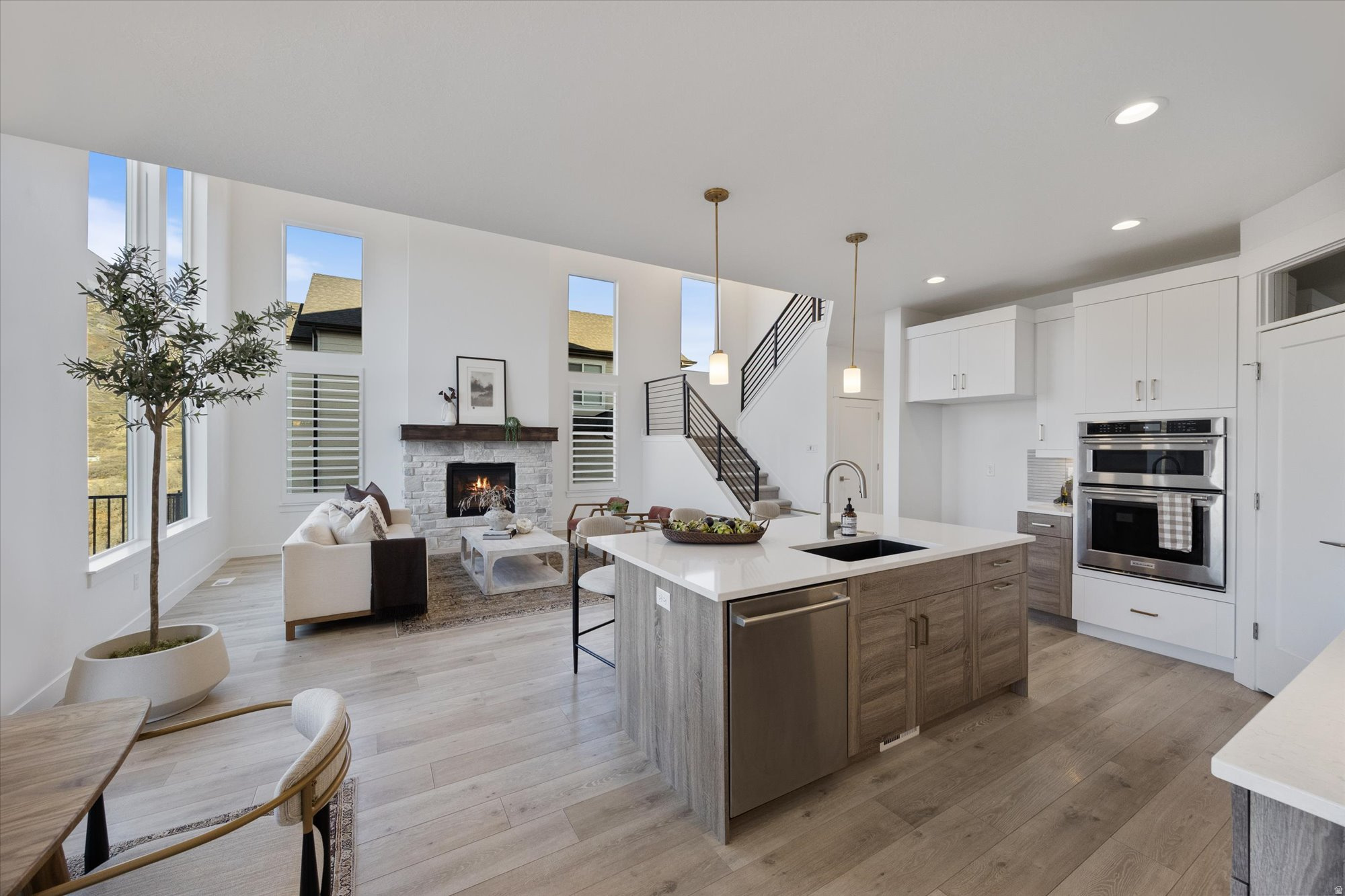 HIDDEN CANYON - Residential