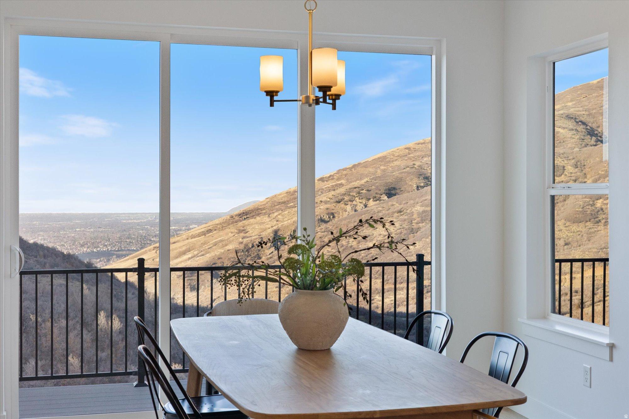 HIDDEN CANYON - Residential