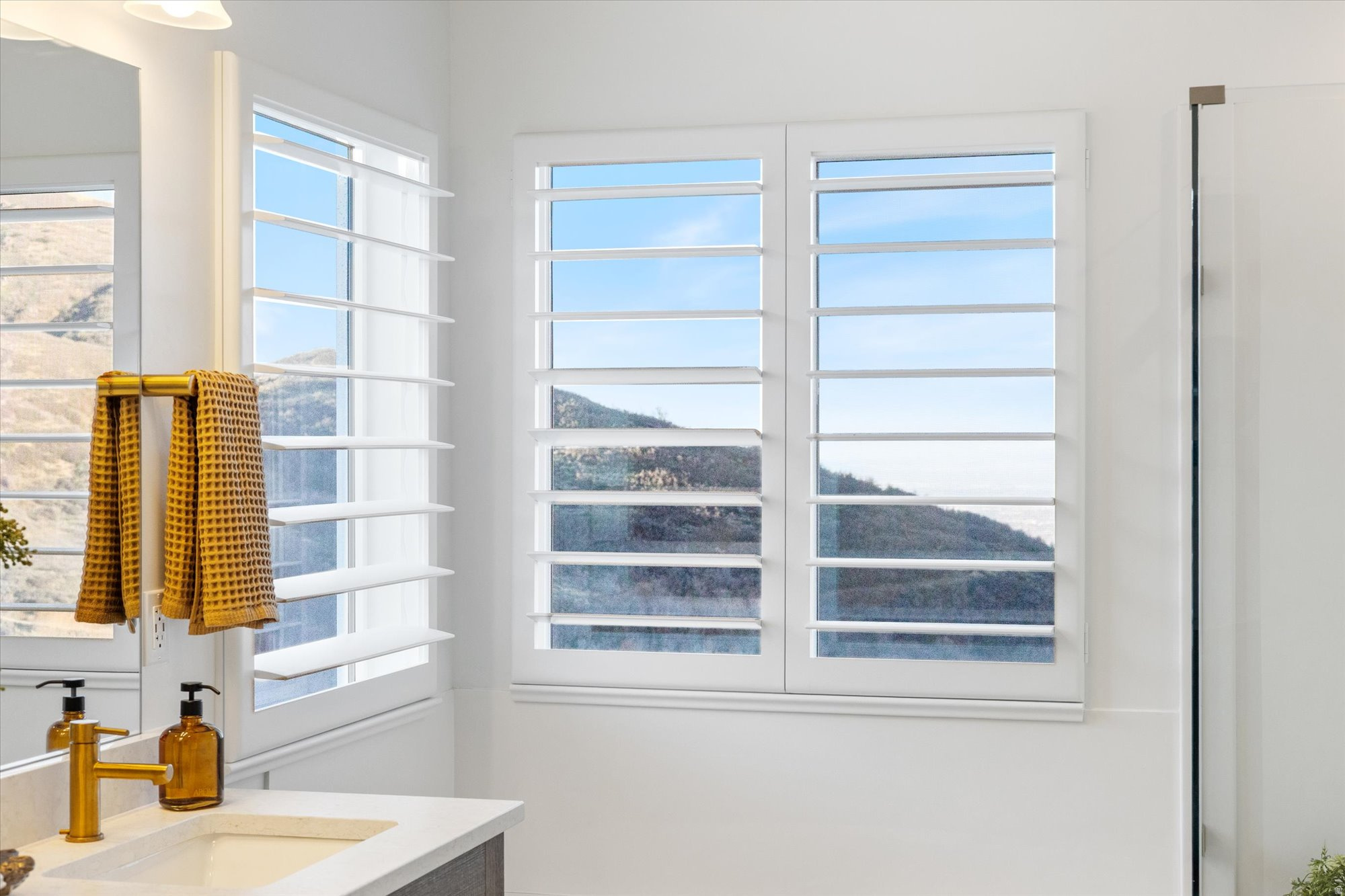 HIDDEN CANYON - Residential