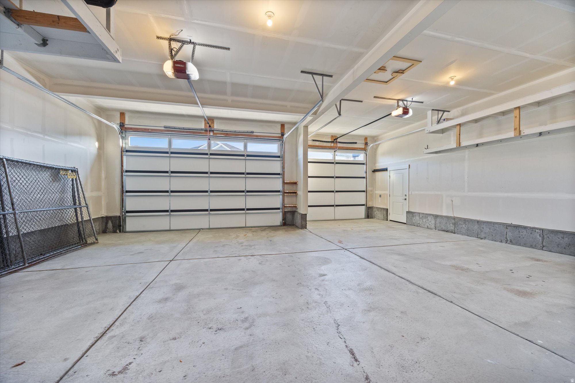 HIDDEN CANYON - Residential