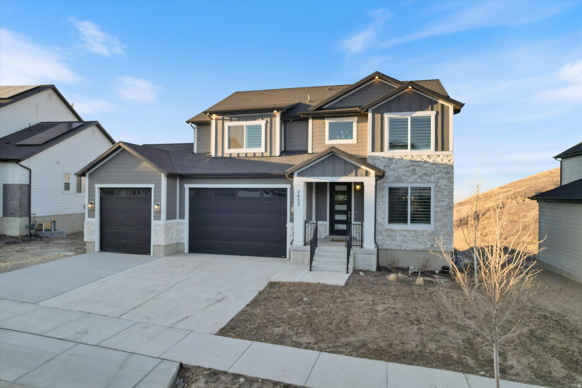 HIDDEN CANYON - Residential