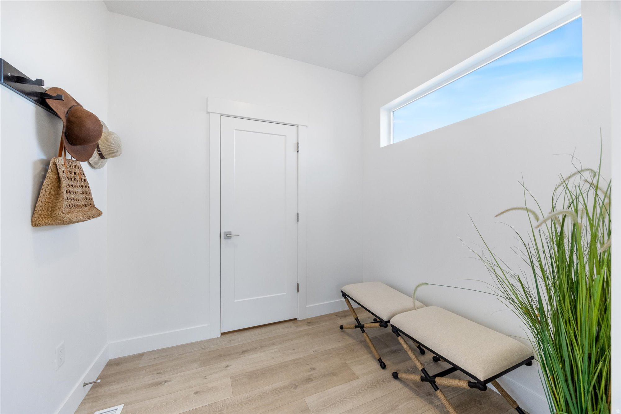 HIDDEN CANYON - Residential