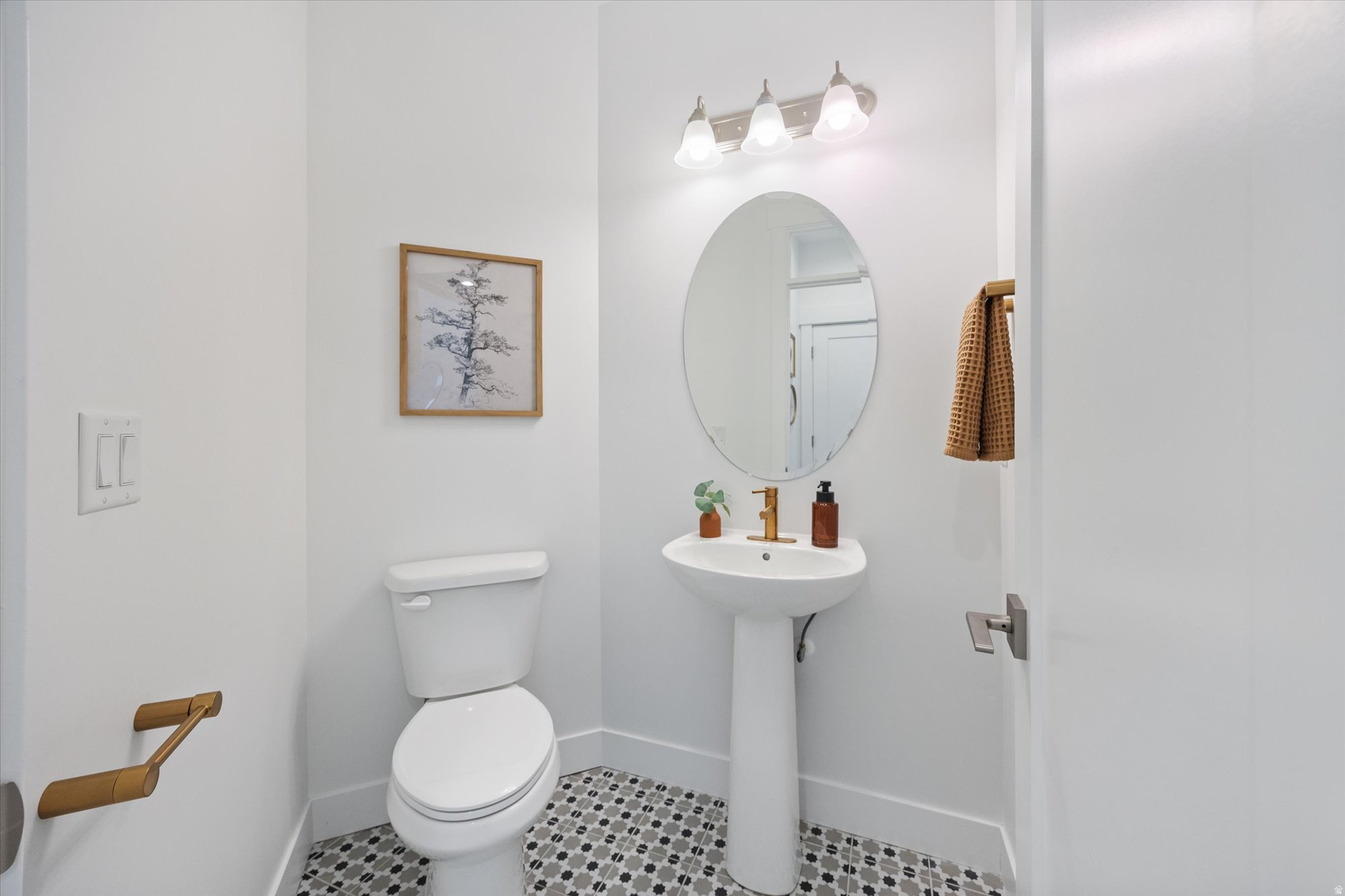 HIDDEN CANYON - Residential