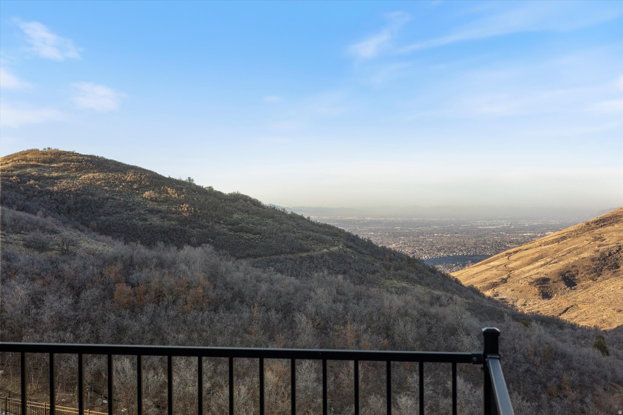 HIDDEN CANYON - Residential