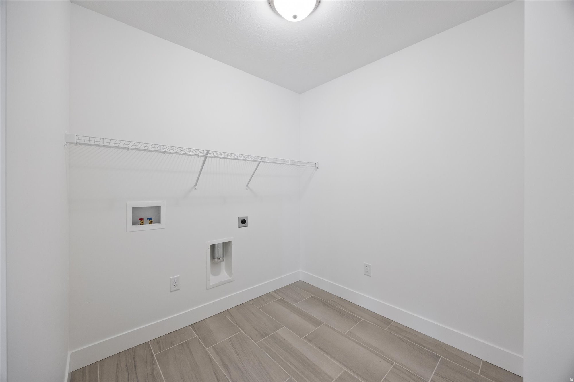 HIDDEN CANYON - Residential