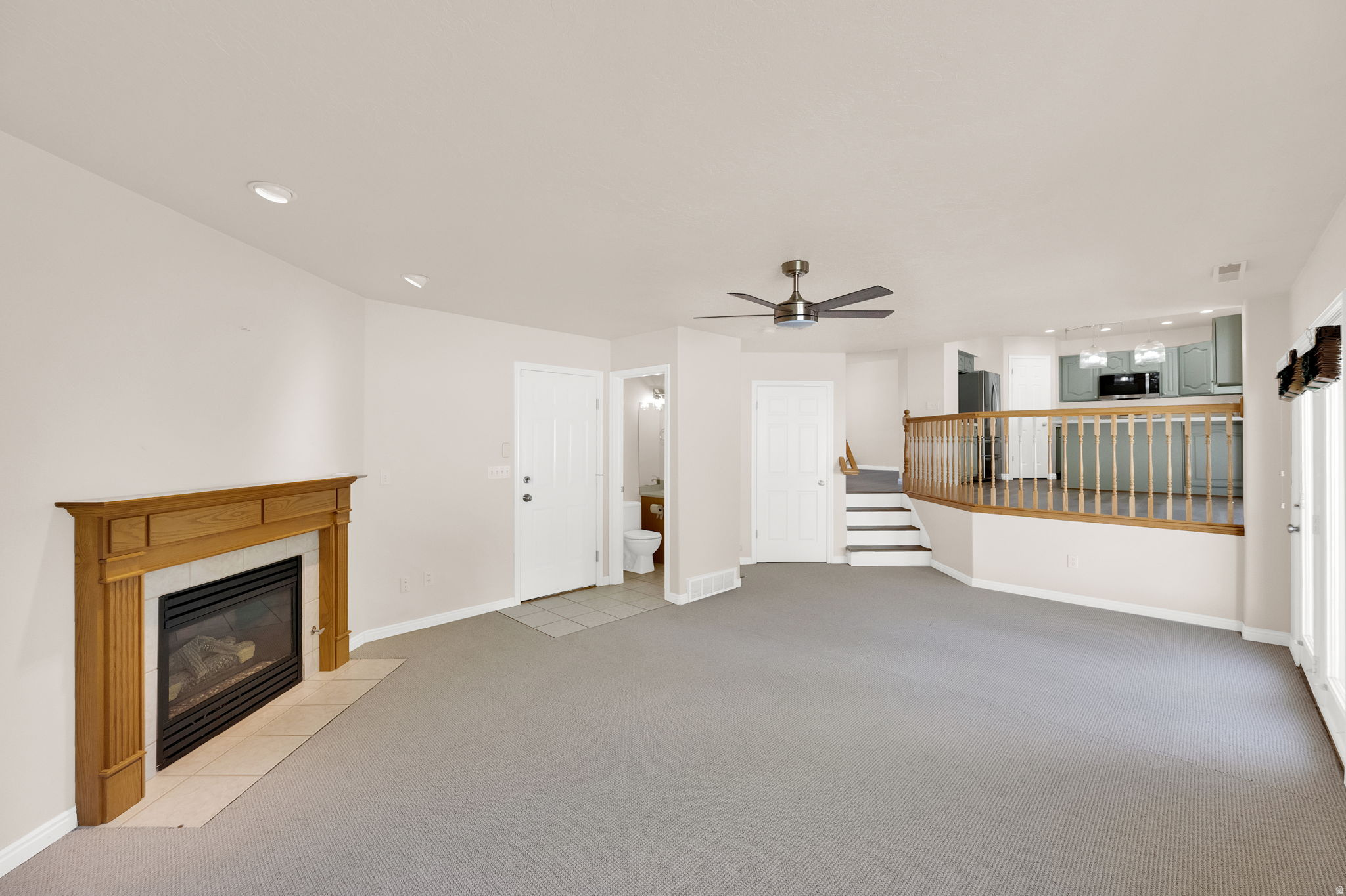 ANGEL CROSSING - Residential