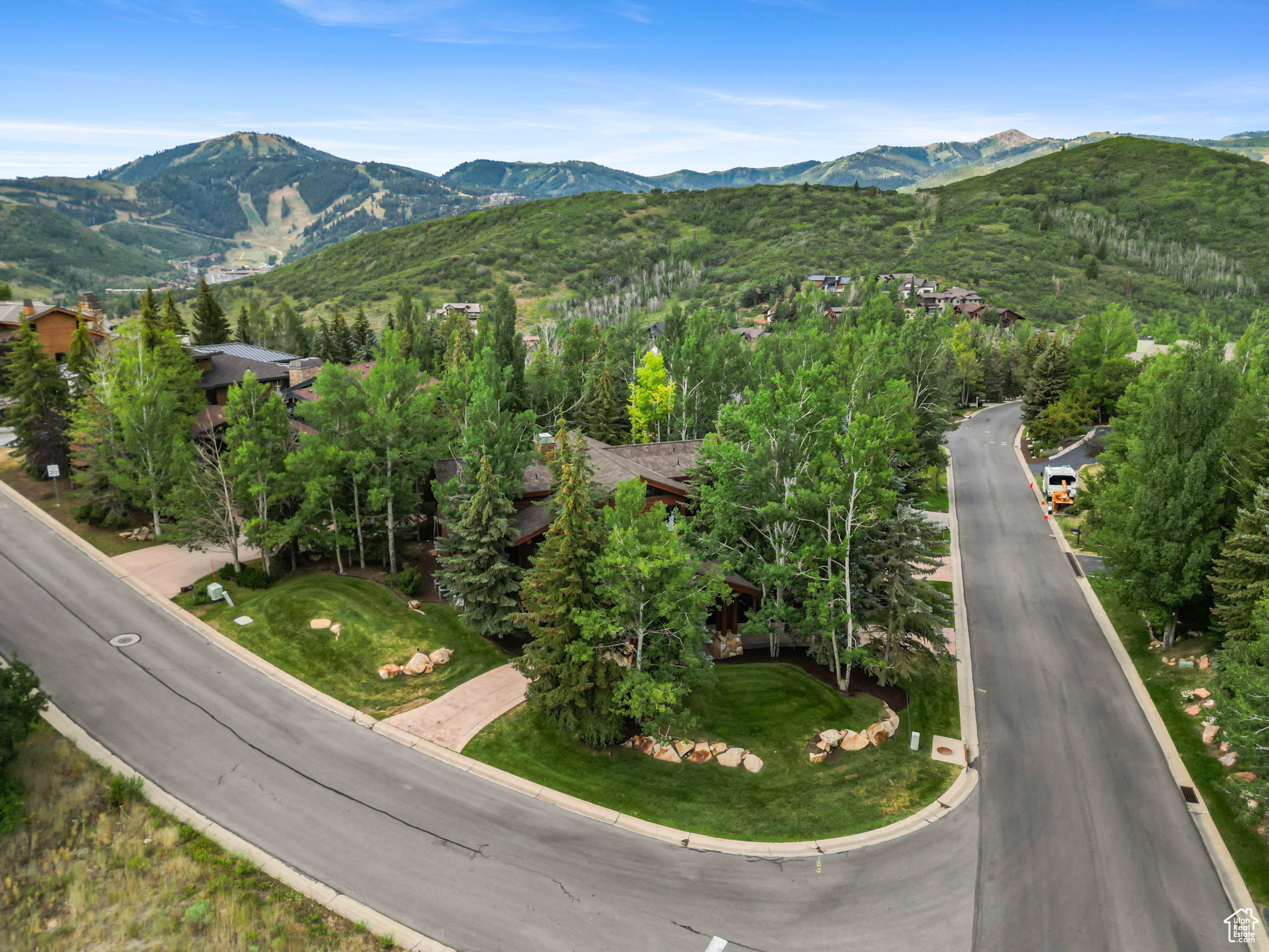 OAKS AT DEER VALLEY - Residential