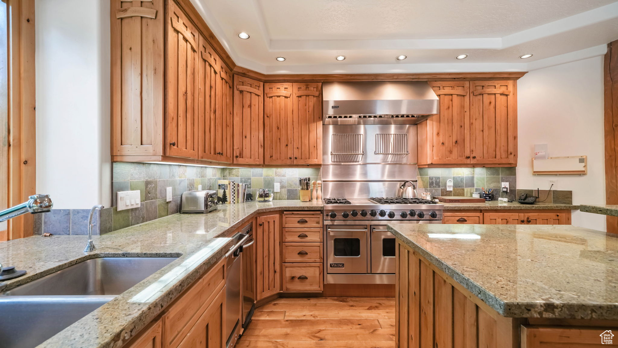 OAKS AT DEER VALLEY - Residential