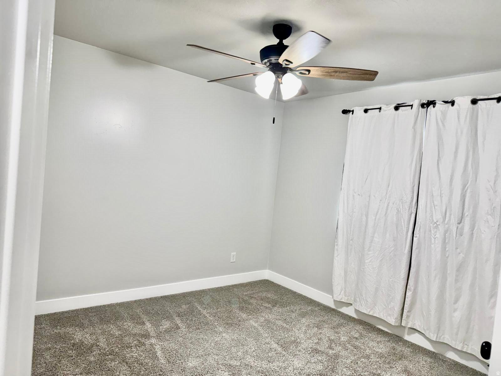 SKY RIDGE TOWNHOMES - Residential