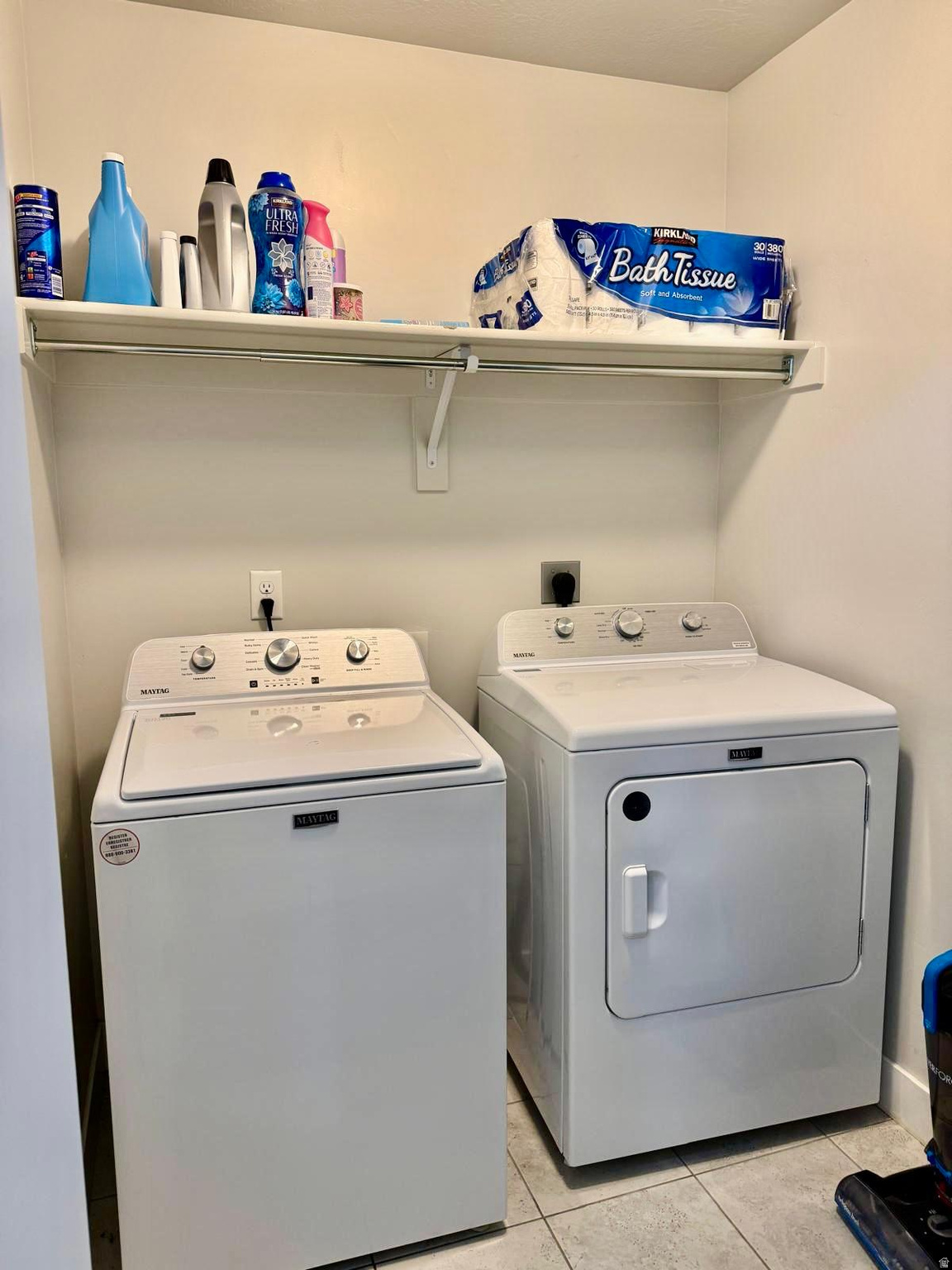 SKY RIDGE TOWNHOMES - Residential