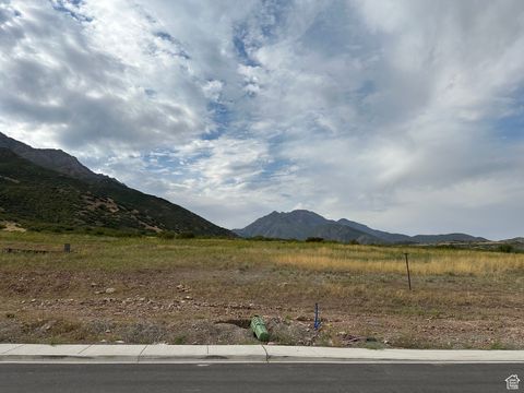 Photo of Santaquin, UT 84655 (MLS # 2105559)