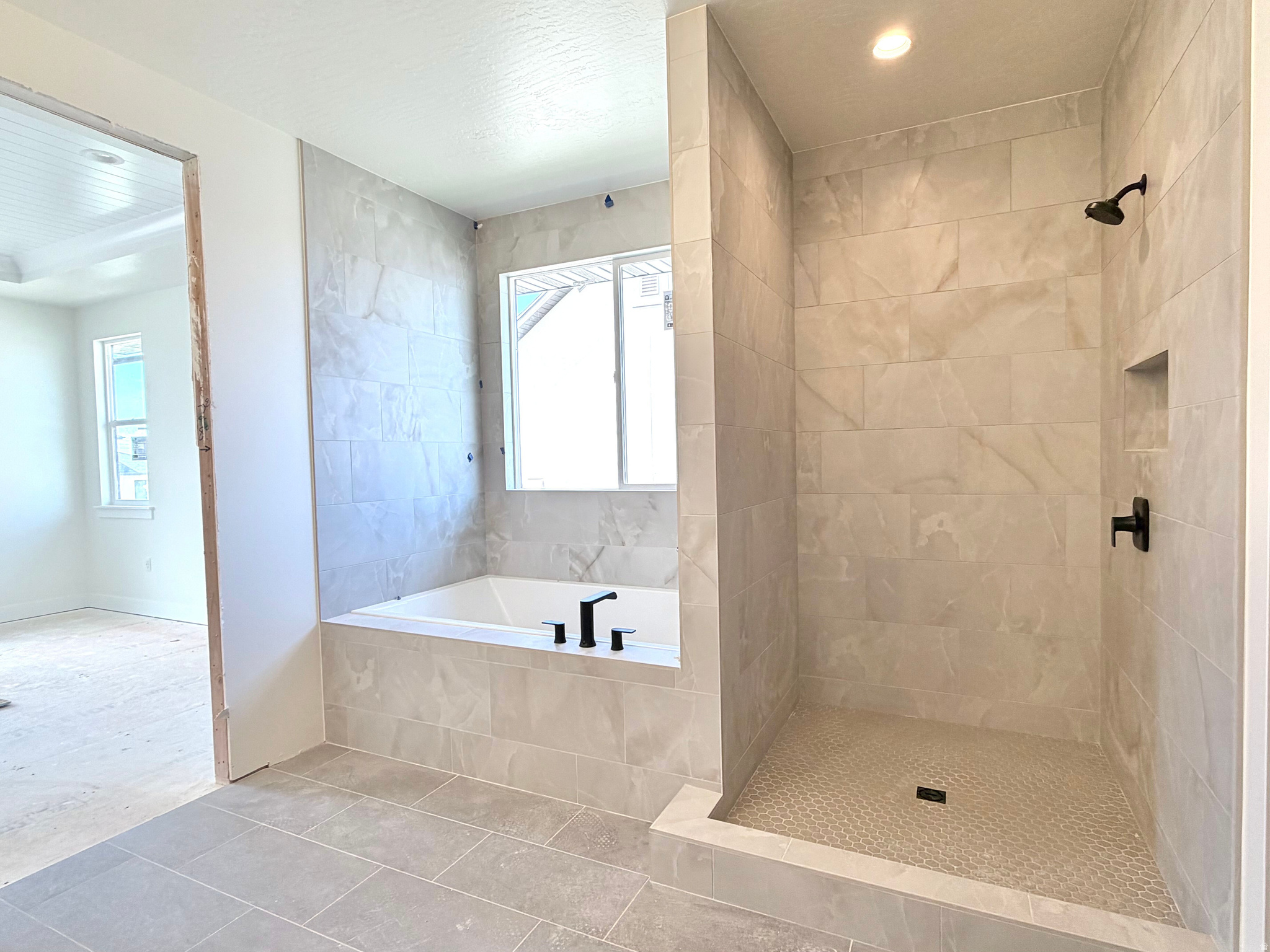 BLOSSOM HILL - Residential