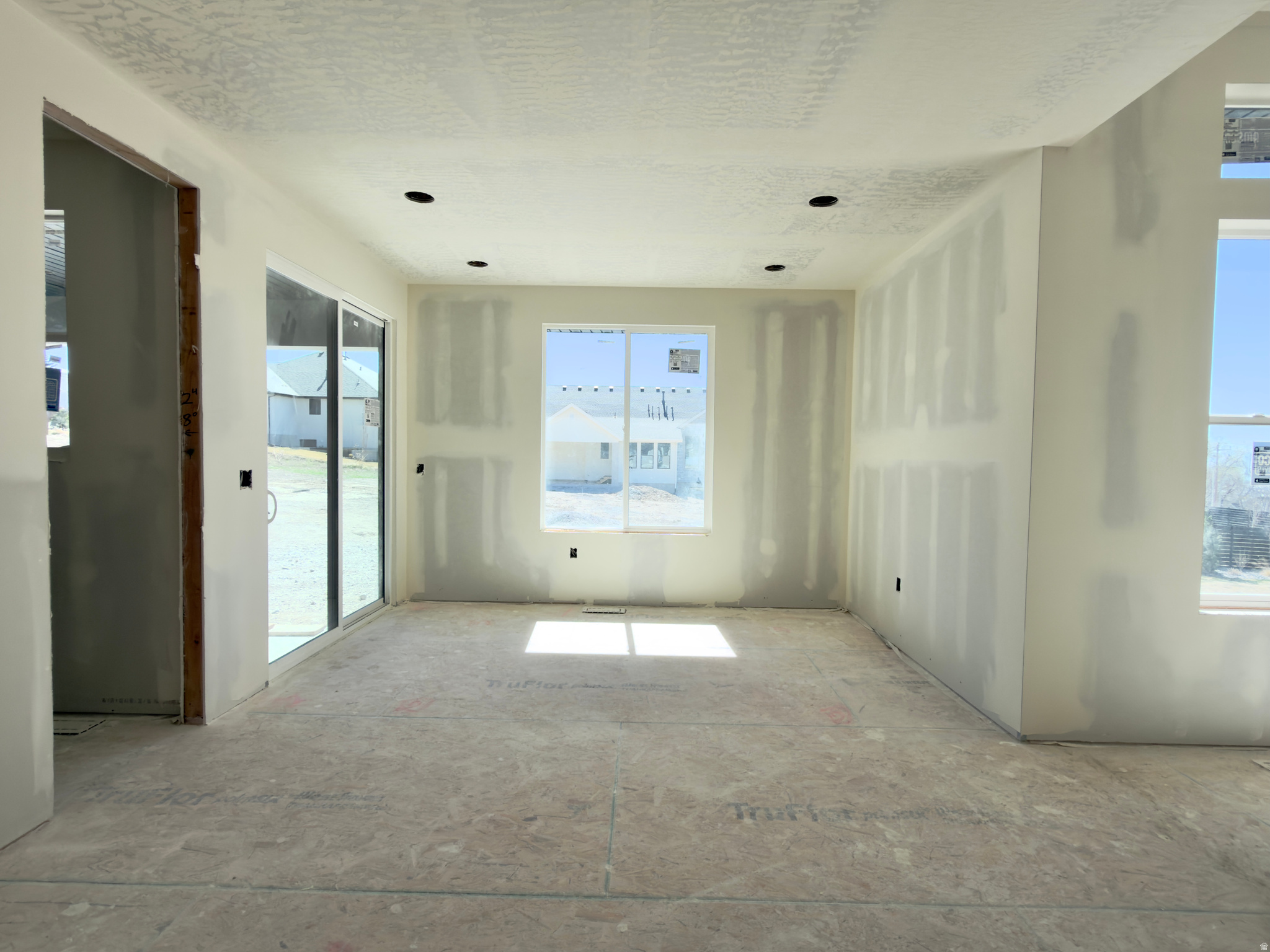 BLOSSOM HILL - Residential