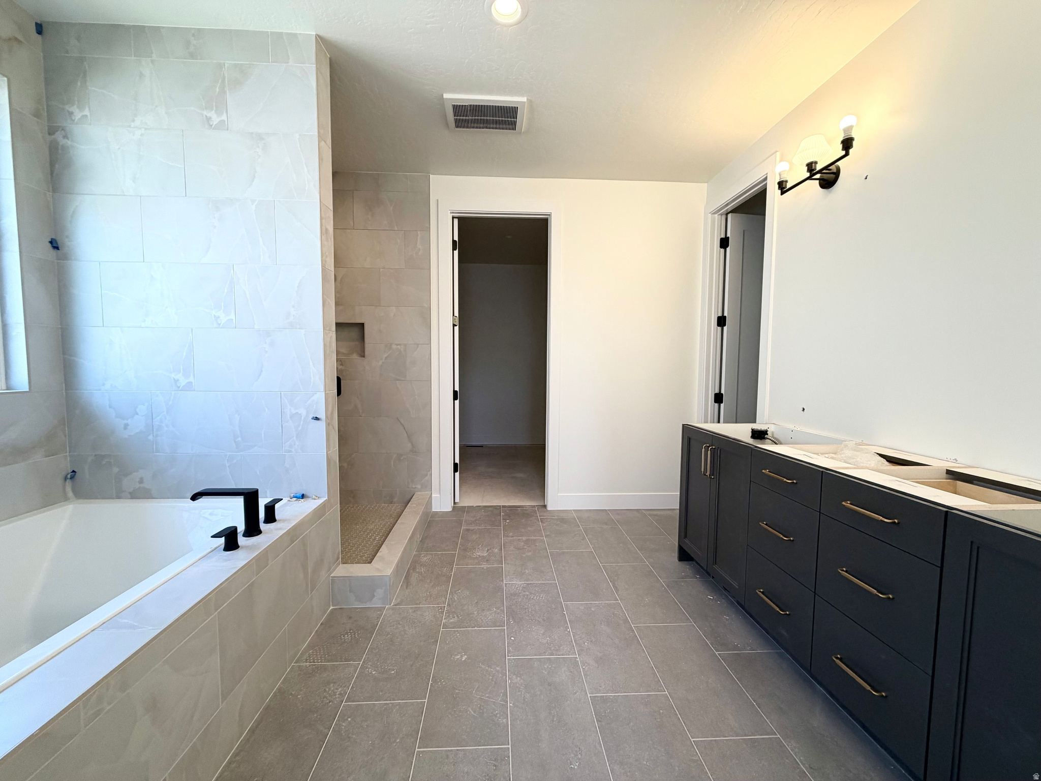 BLOSSOM HILL - Residential