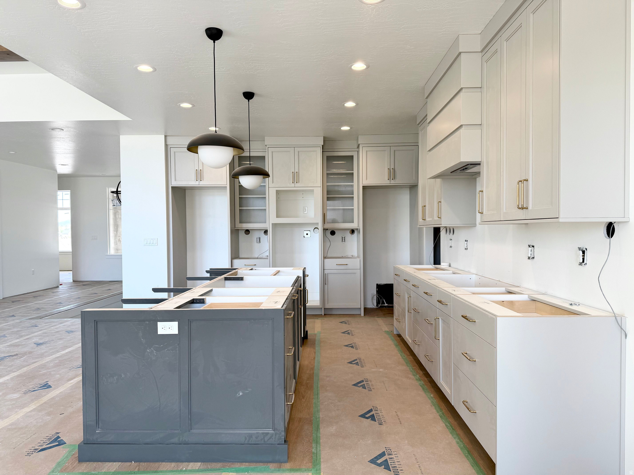 BLOSSOM HILL - Residential