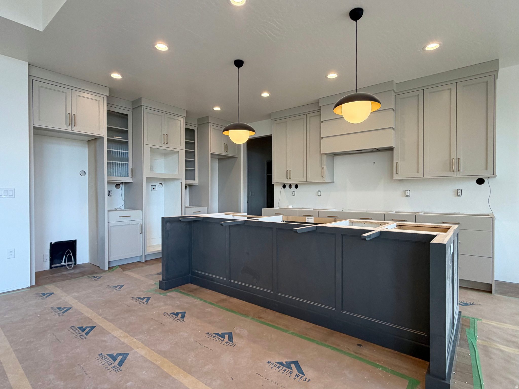 BLOSSOM HILL - Residential