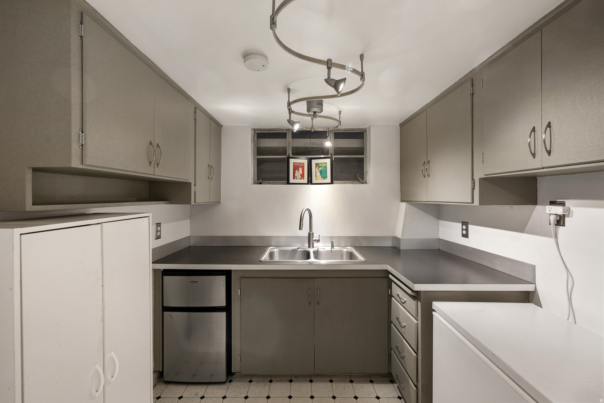 SUGARHOUSE CNTRY CLU - Residential