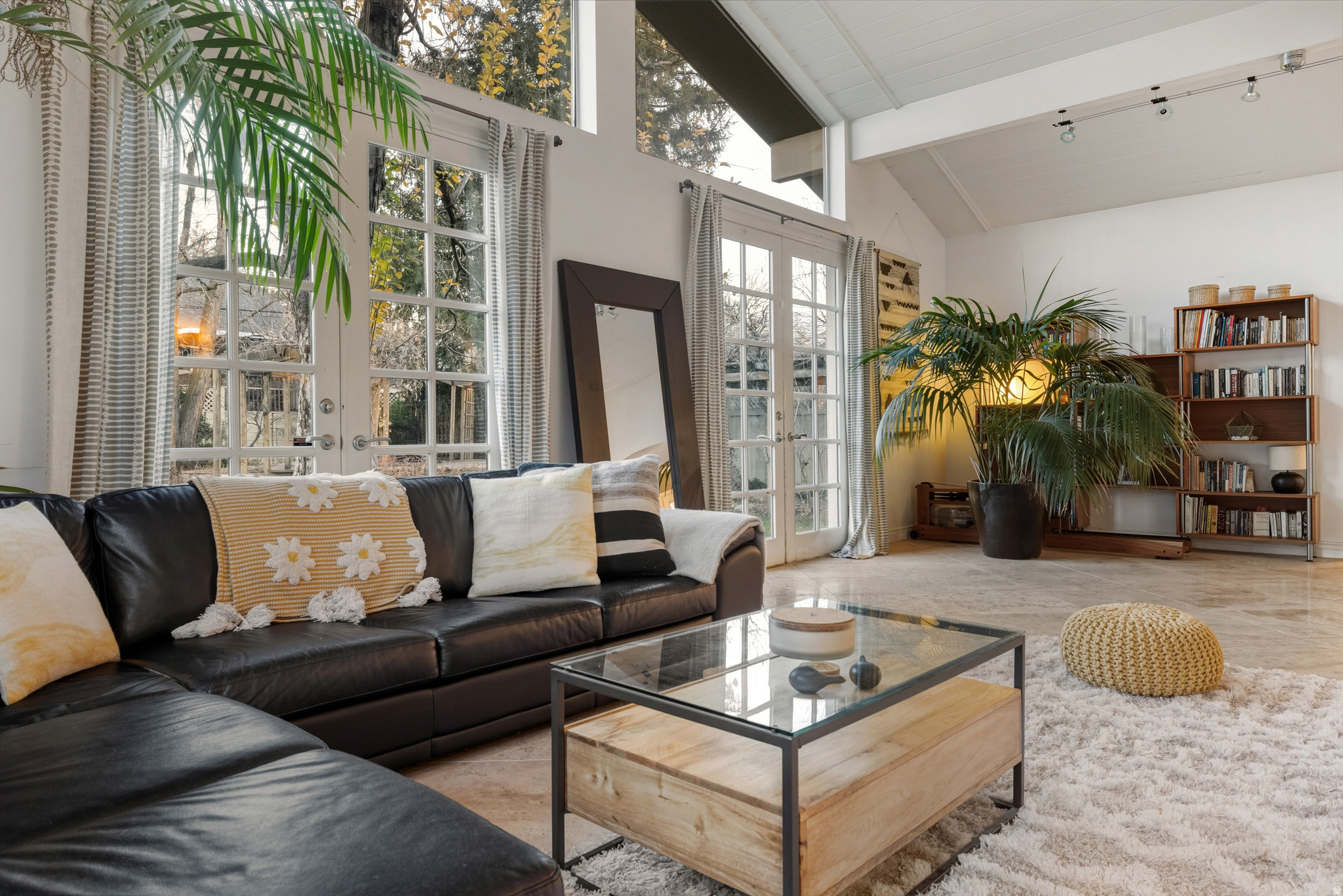 SUGARHOUSE CNTRY CLU - Residential