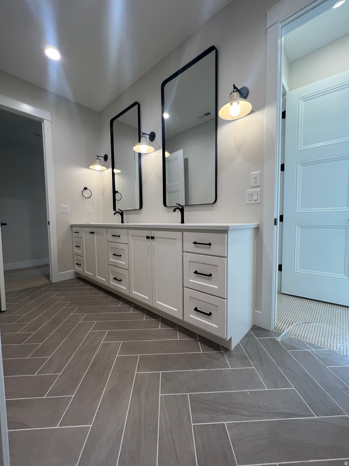 HOLDAWAY FIELDS - Residential