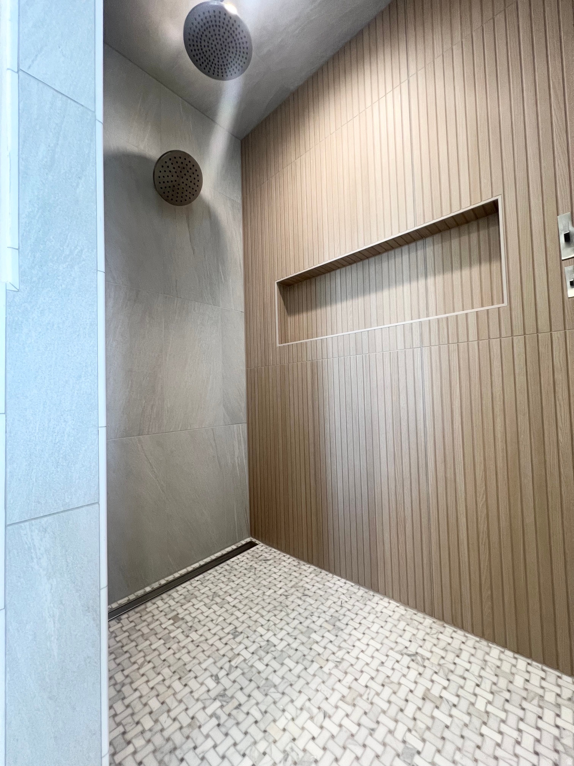 HOLDAWAY FIELDS - Residential