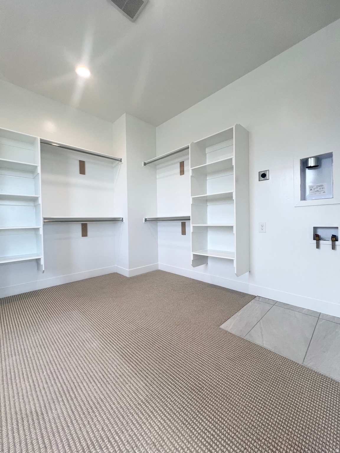 HOLDAWAY FIELDS - Residential