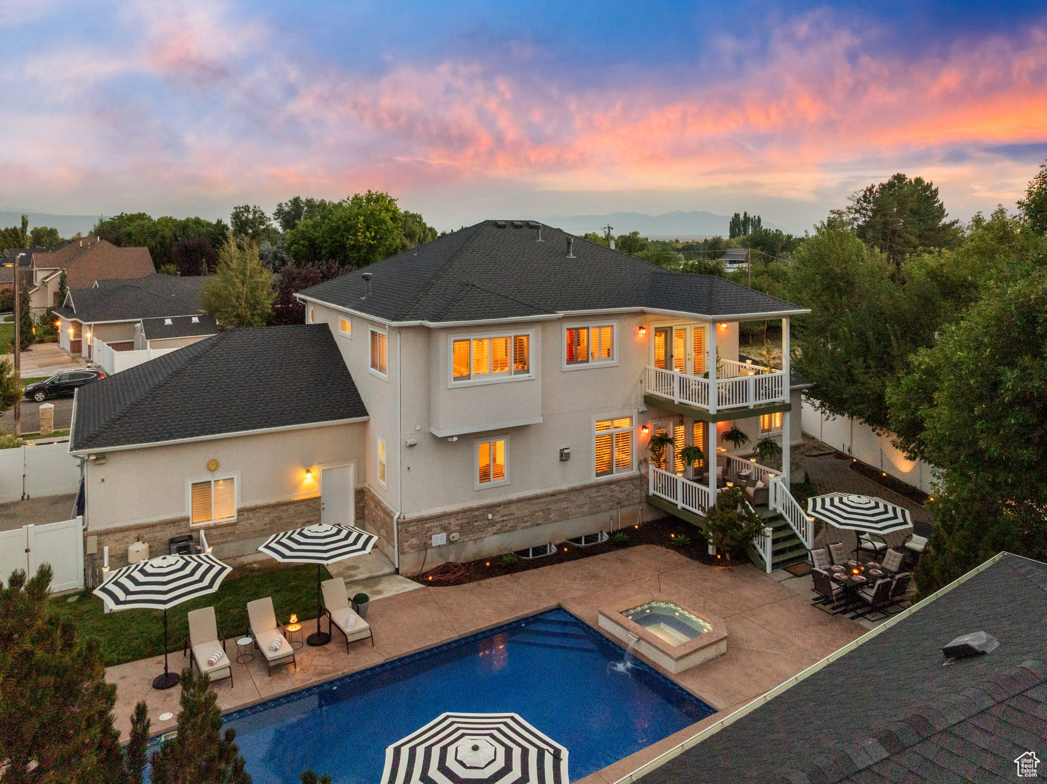 WHISPERWOOD COVE - Residential