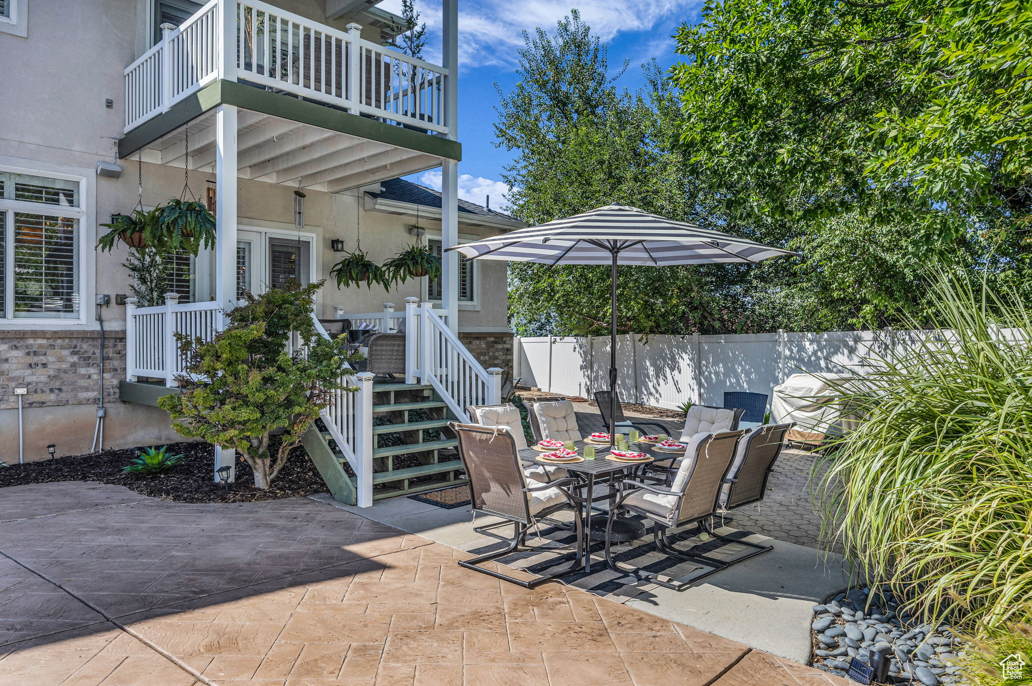 WHISPERWOOD COVE - Residential