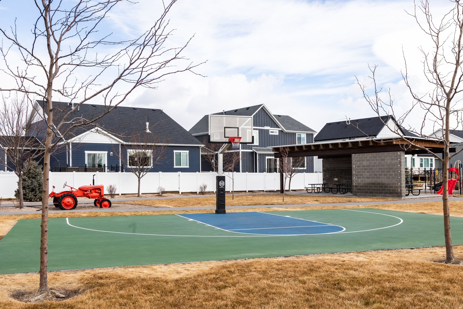 COLD SPRING RANCH - Residential