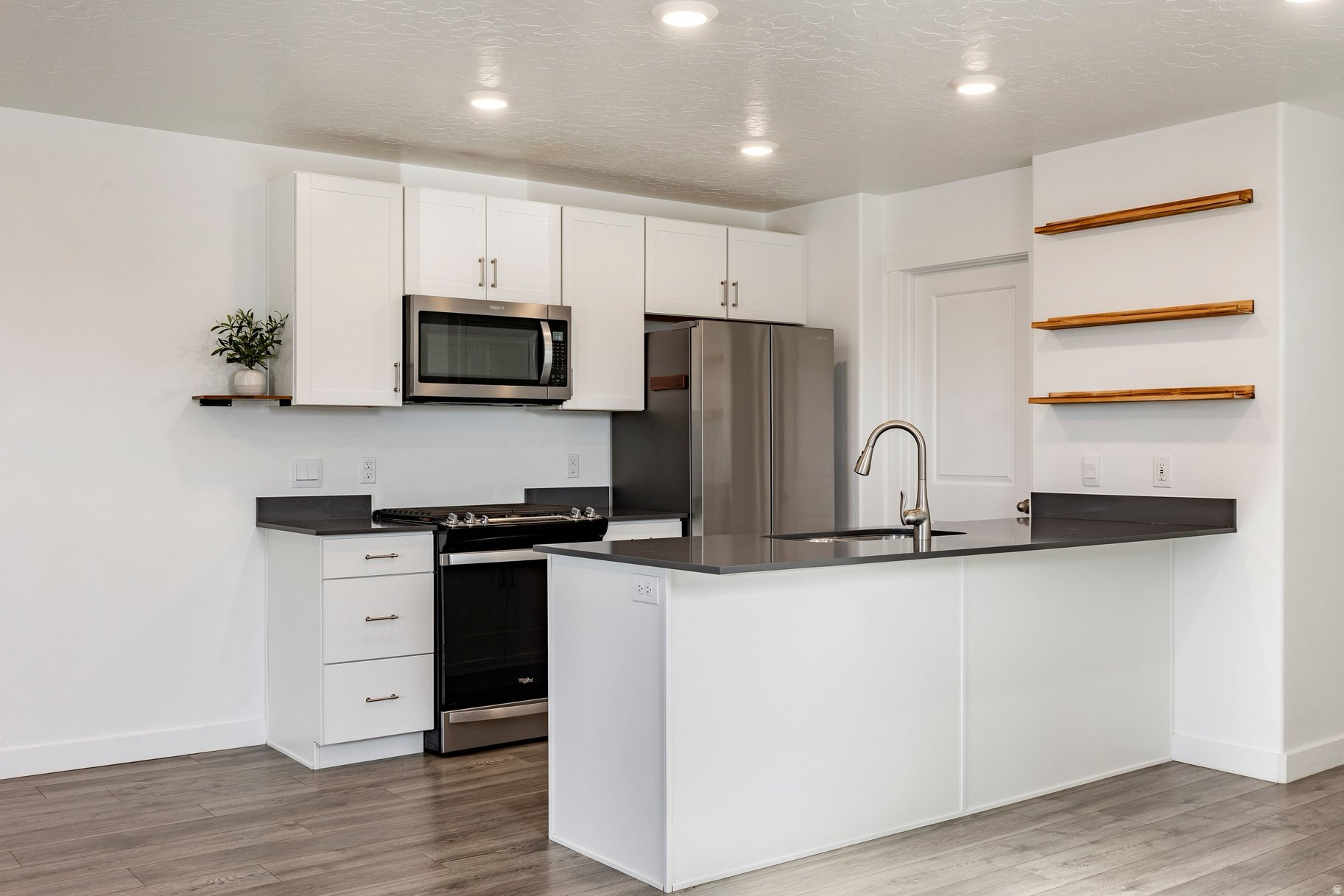 COLD SPRING RANCH - Residential