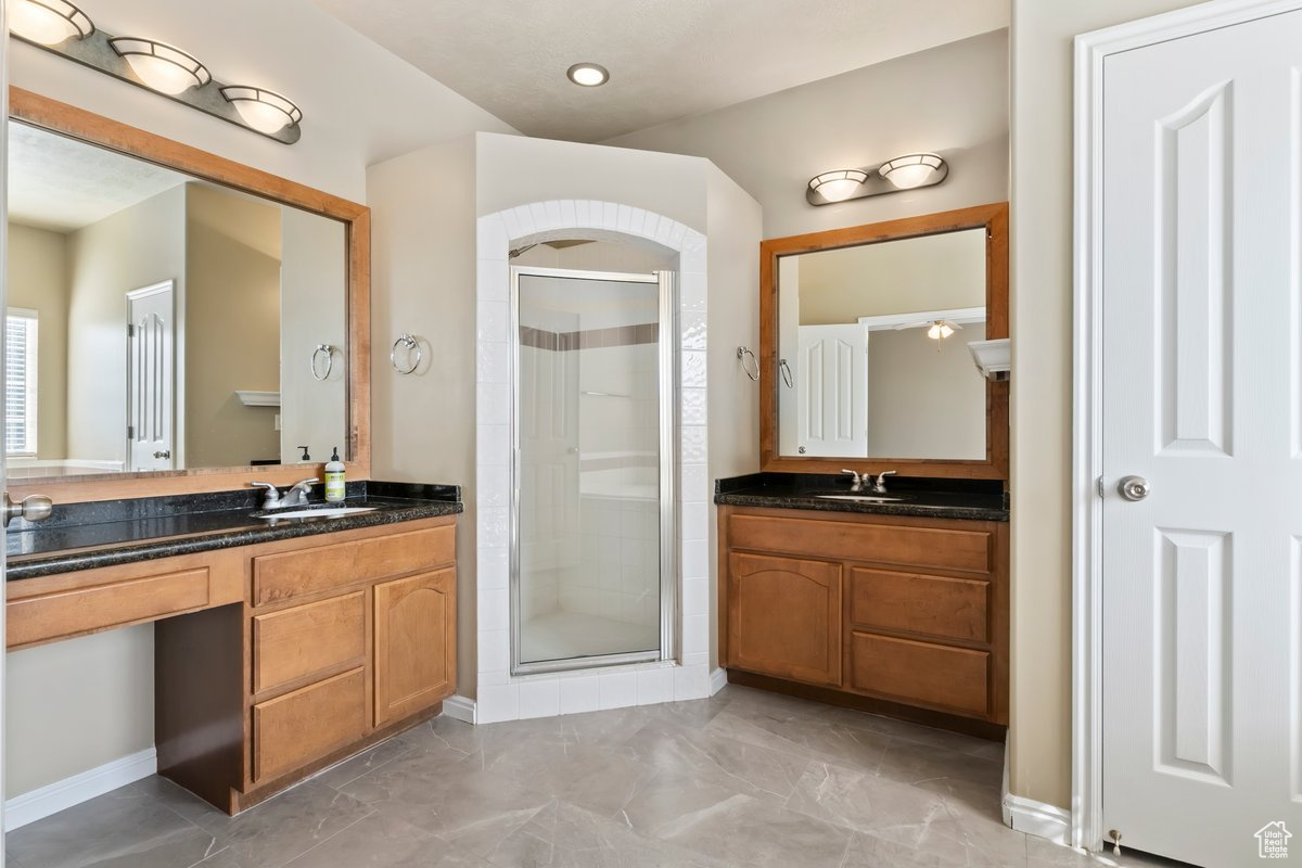 IVORY HIGHLANDS - Residential