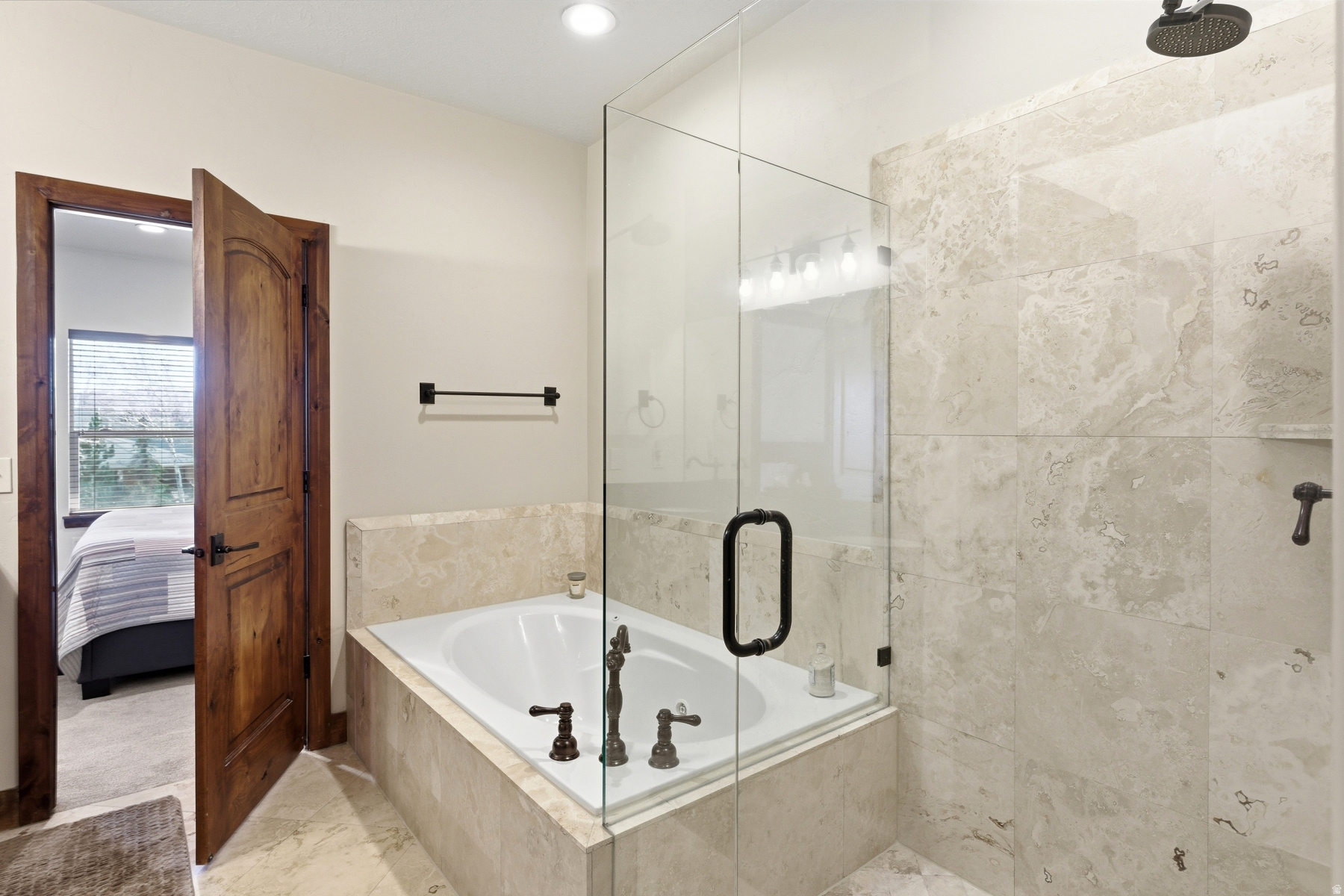 THE LODGES AT SNAKE CREEK - Residential