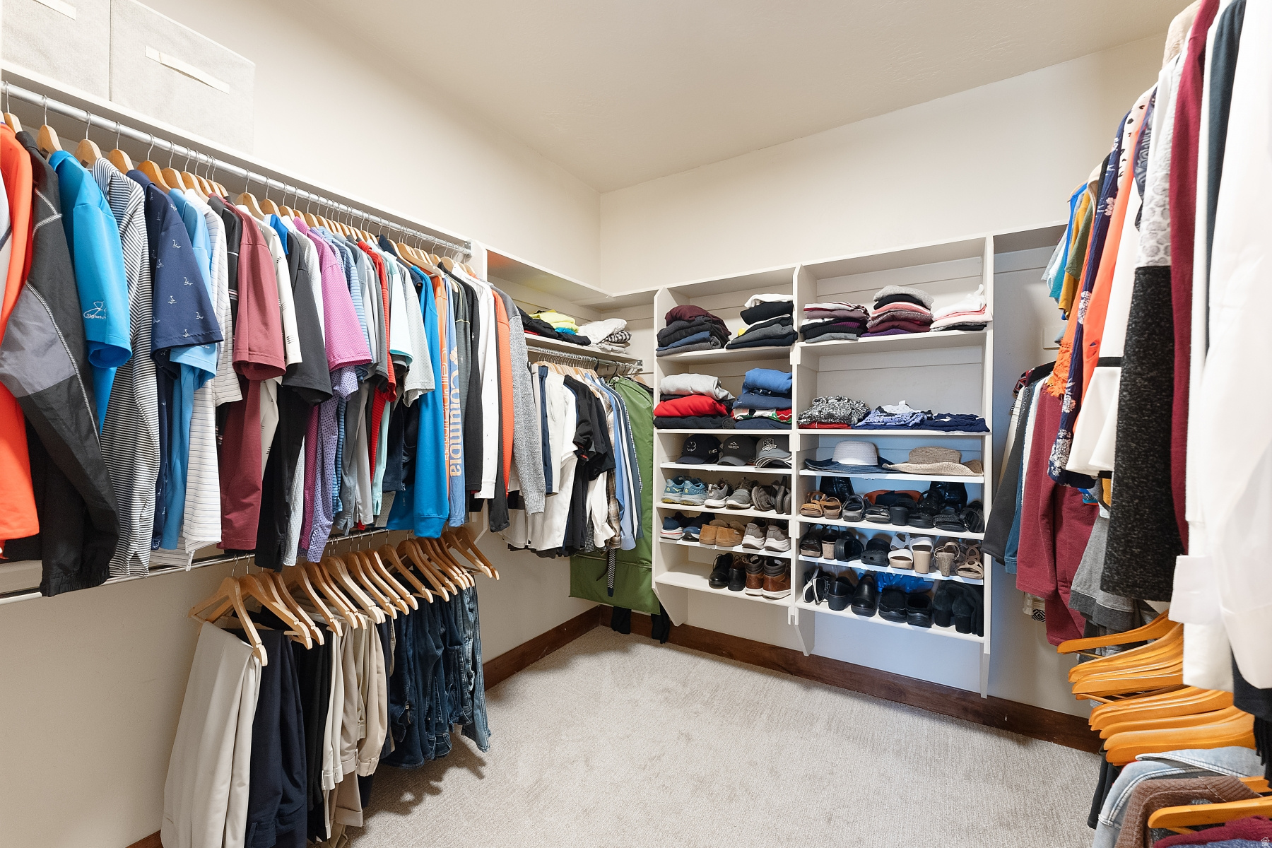 THE LODGES AT SNAKE CREEK - Residential