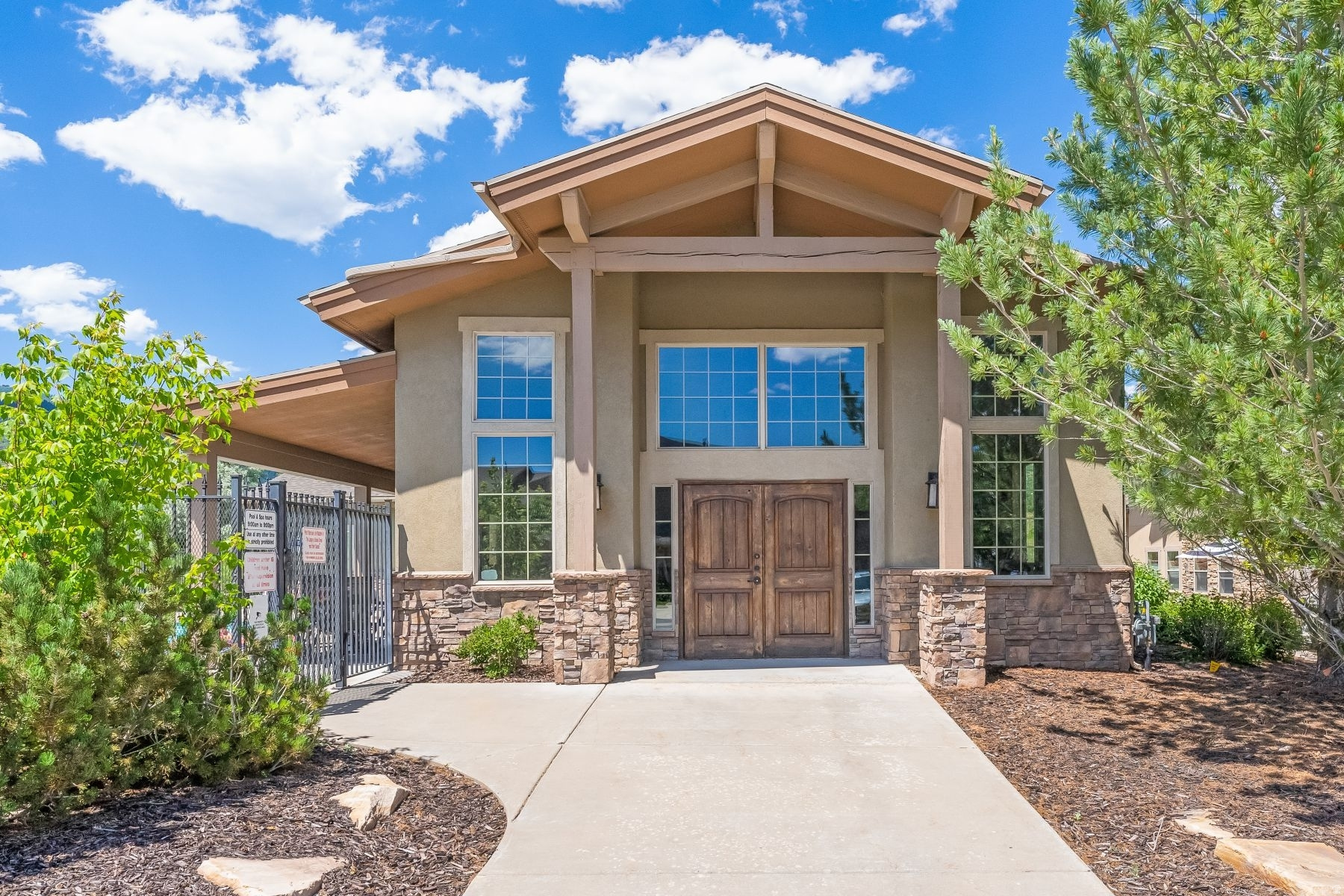 THE LODGES AT SNAKE CREEK - Residential