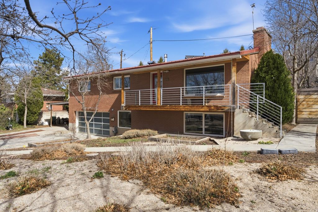 Photo of 4163 S SHANNA ST, Salt Lake City, UT 84124 (MLS # 2143102)