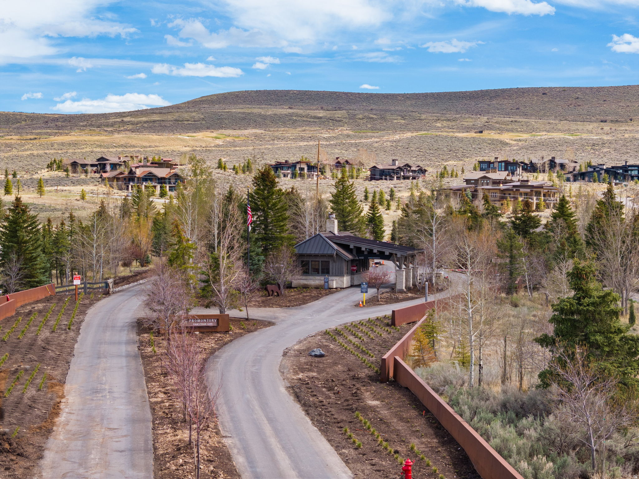 NORTHGATE CANYON - Land