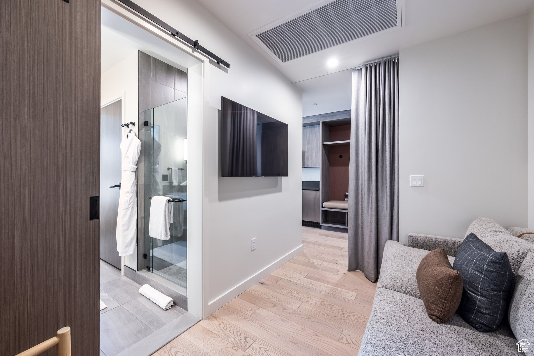 PENDRY RESIDENCES PARK CITY - Residential