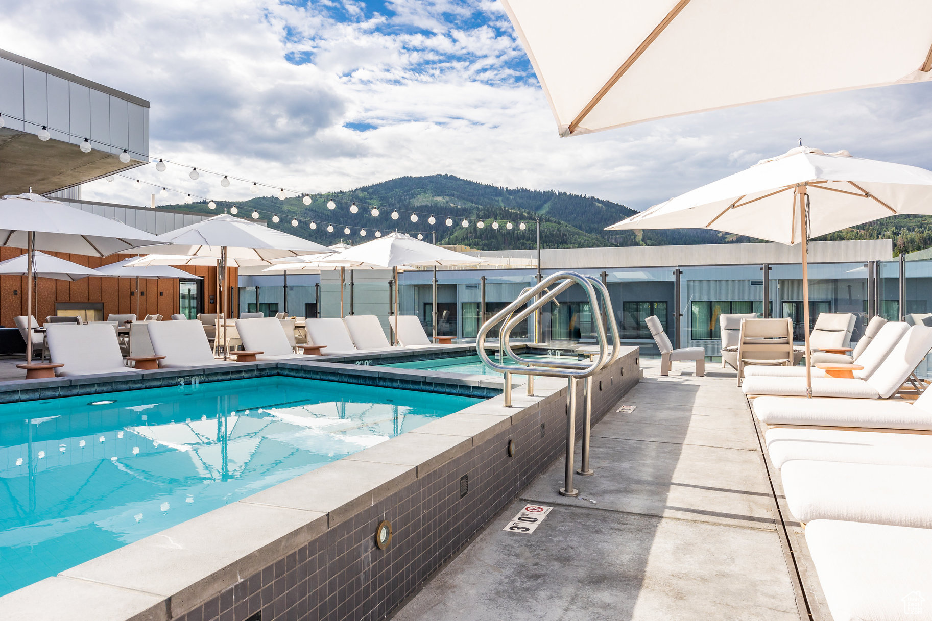 PENDRY RESIDENCES PARK CITY - Residential