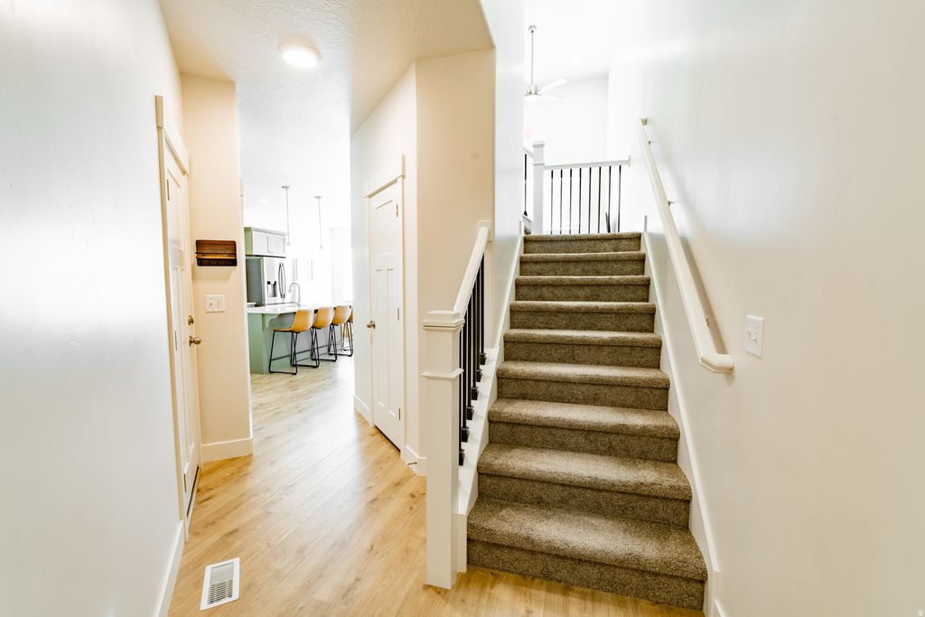 Photo of 4881 S HEARTWOOD RD, Mapleton, UT 84664 (MLS # 2172578)