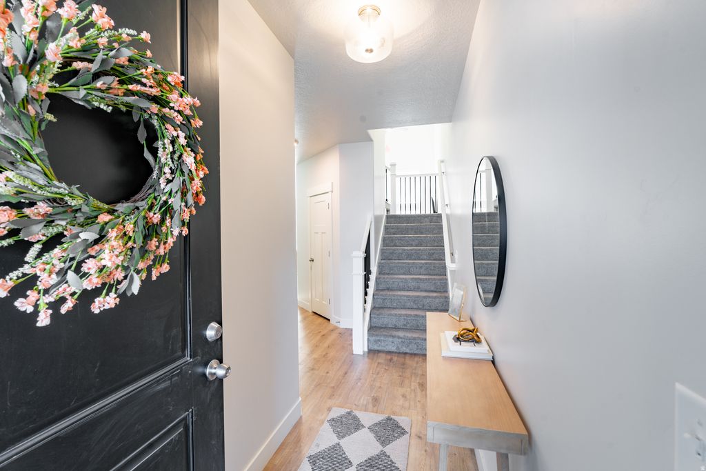 Photo of 4881 S HEARTWOOD RD, Mapleton, UT 84664 (MLS # 2172578)