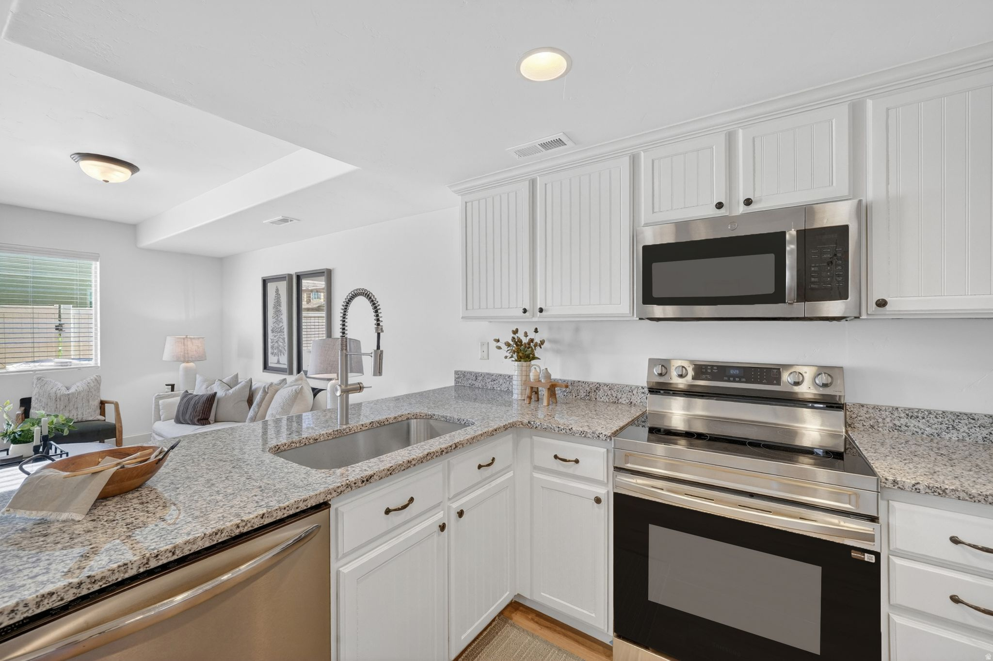 GRAY FARMS PHASE 3 TOWNHOMES - Residential