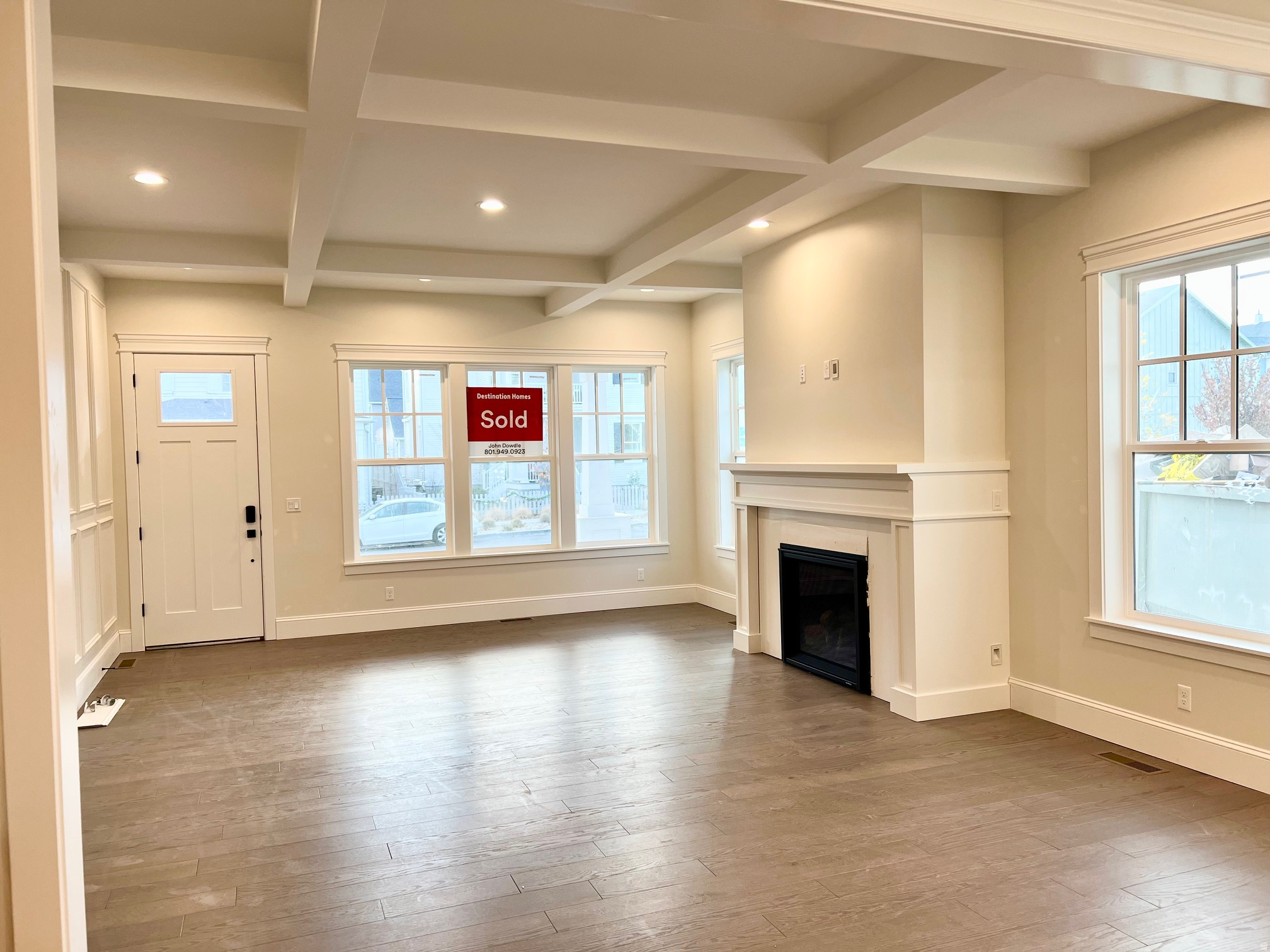 DAYBREAK - Residential