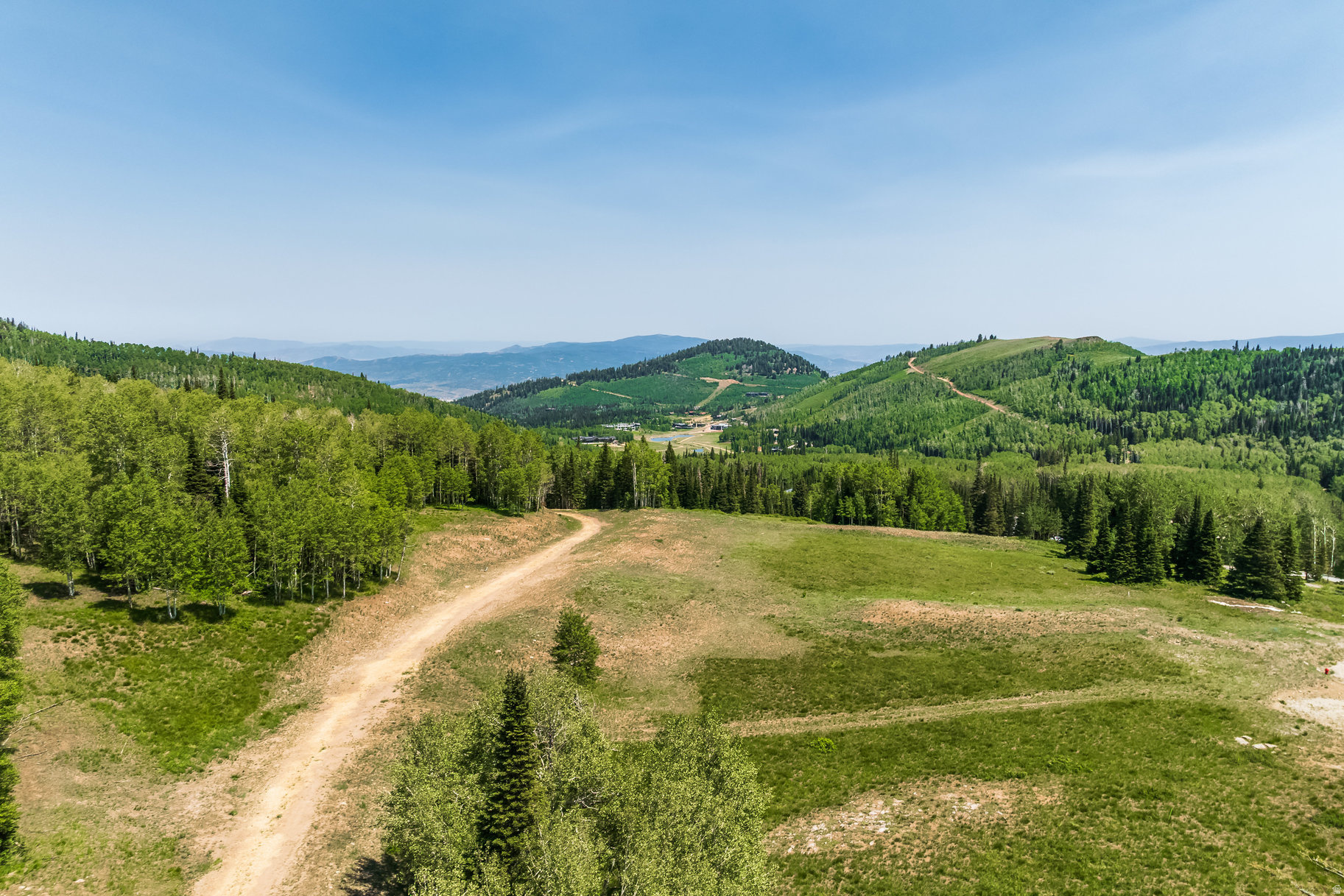 COLONY AT WHITE PINE CANYON - Land