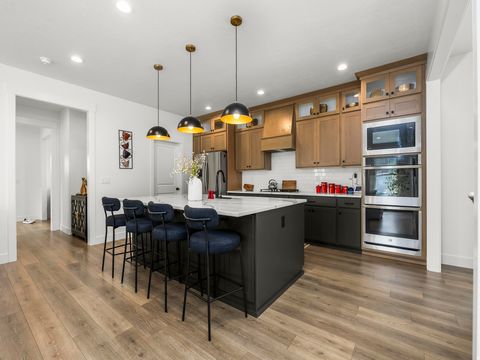 Tiny photo for 11292 S AQUA ST W, South Jordan, UT 84009 (MLS # 2152672)