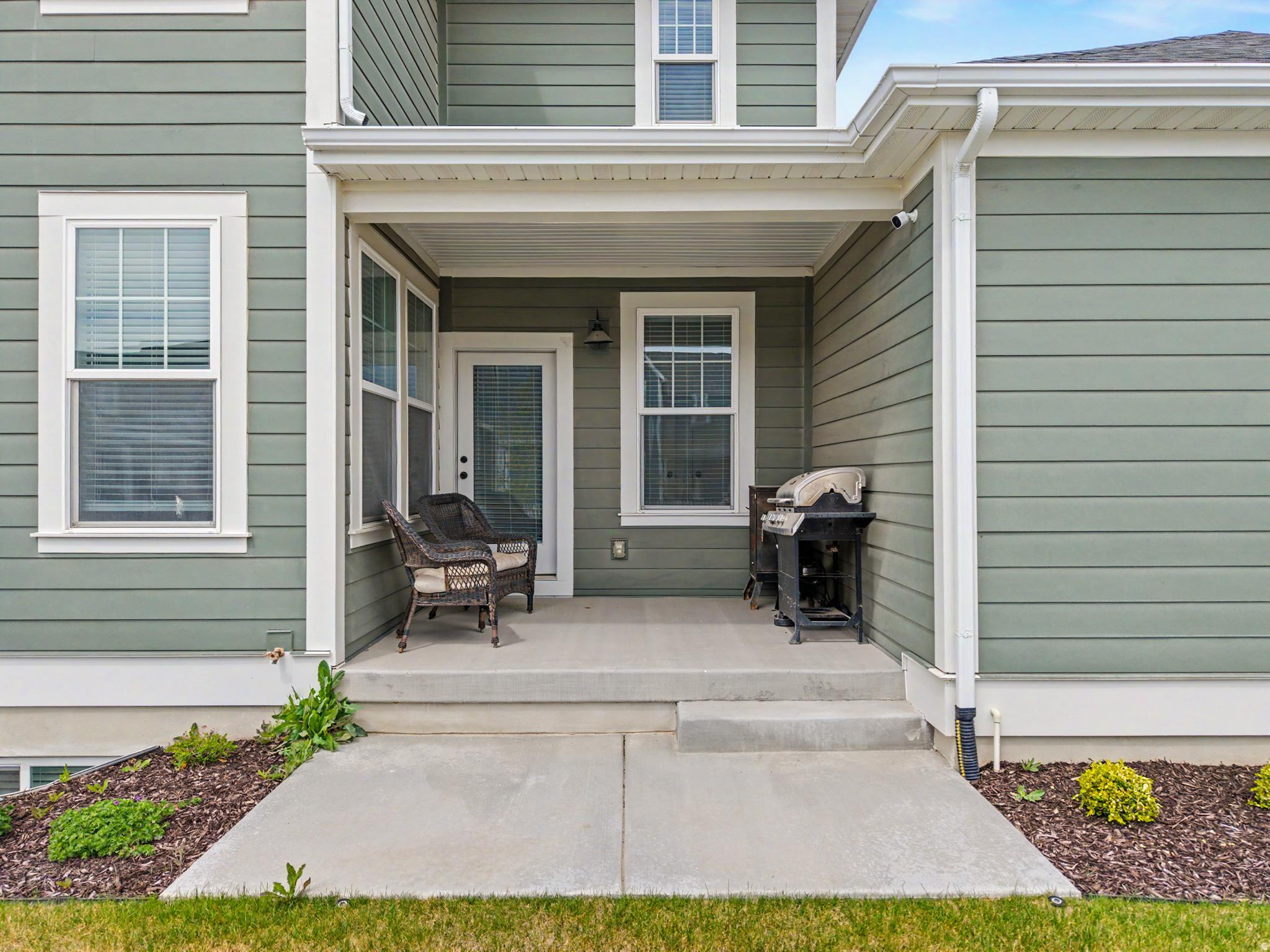 DAYBREAK - Residential