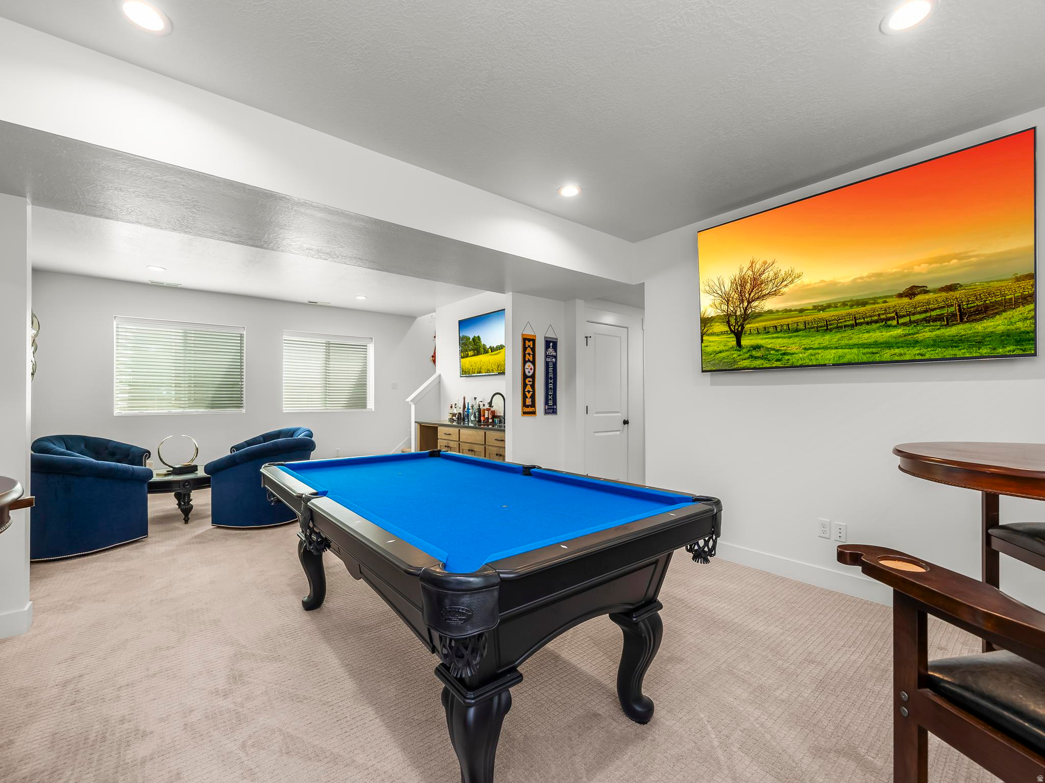 DAYBREAK - Residential