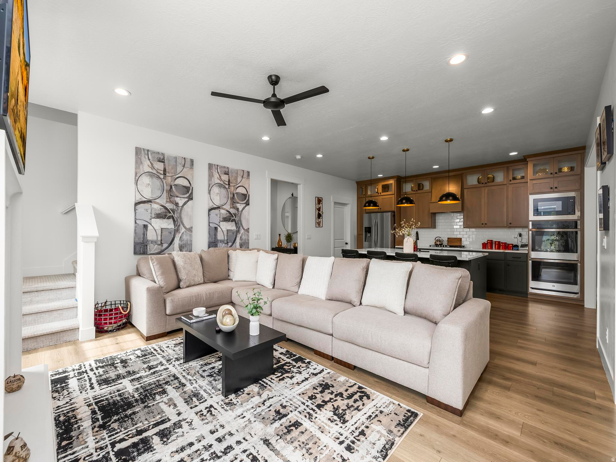 DAYBREAK - Residential